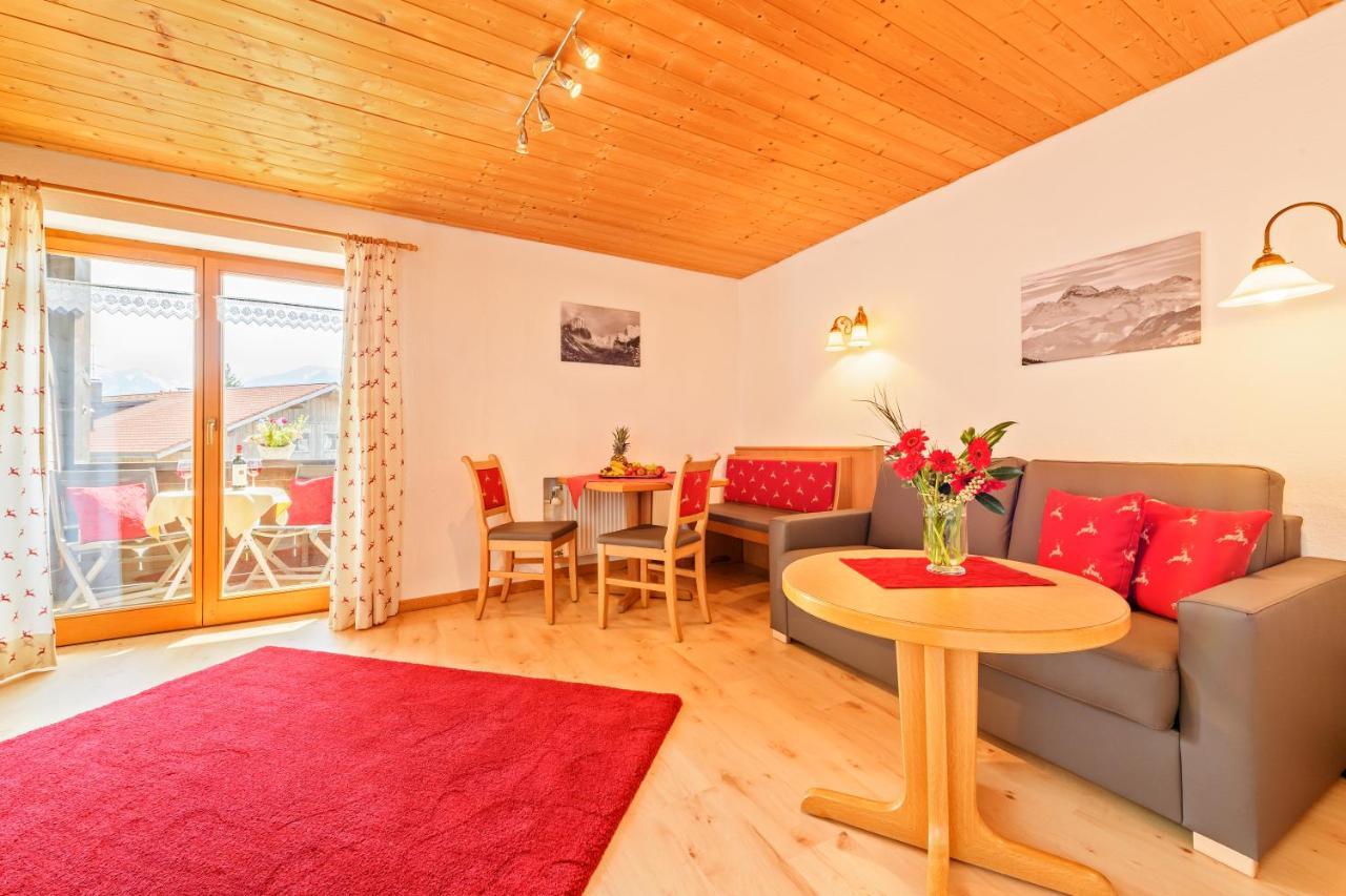 Familien- Und Wellnesshotel "Landhaus Viktoria" Oberstdorf Exterior photo