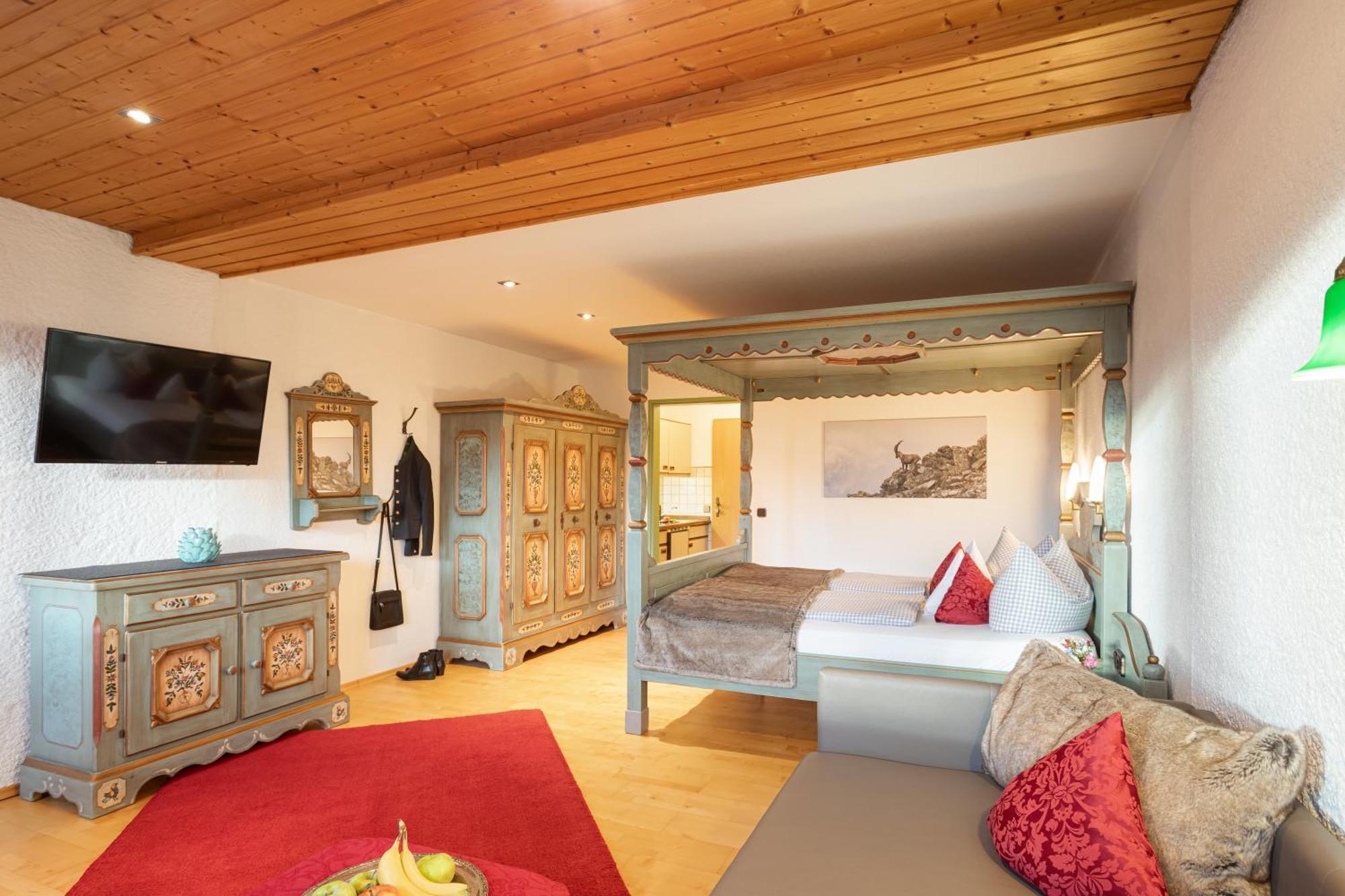 Familien- Und Wellnesshotel "Landhaus Viktoria" Oberstdorf Exterior photo